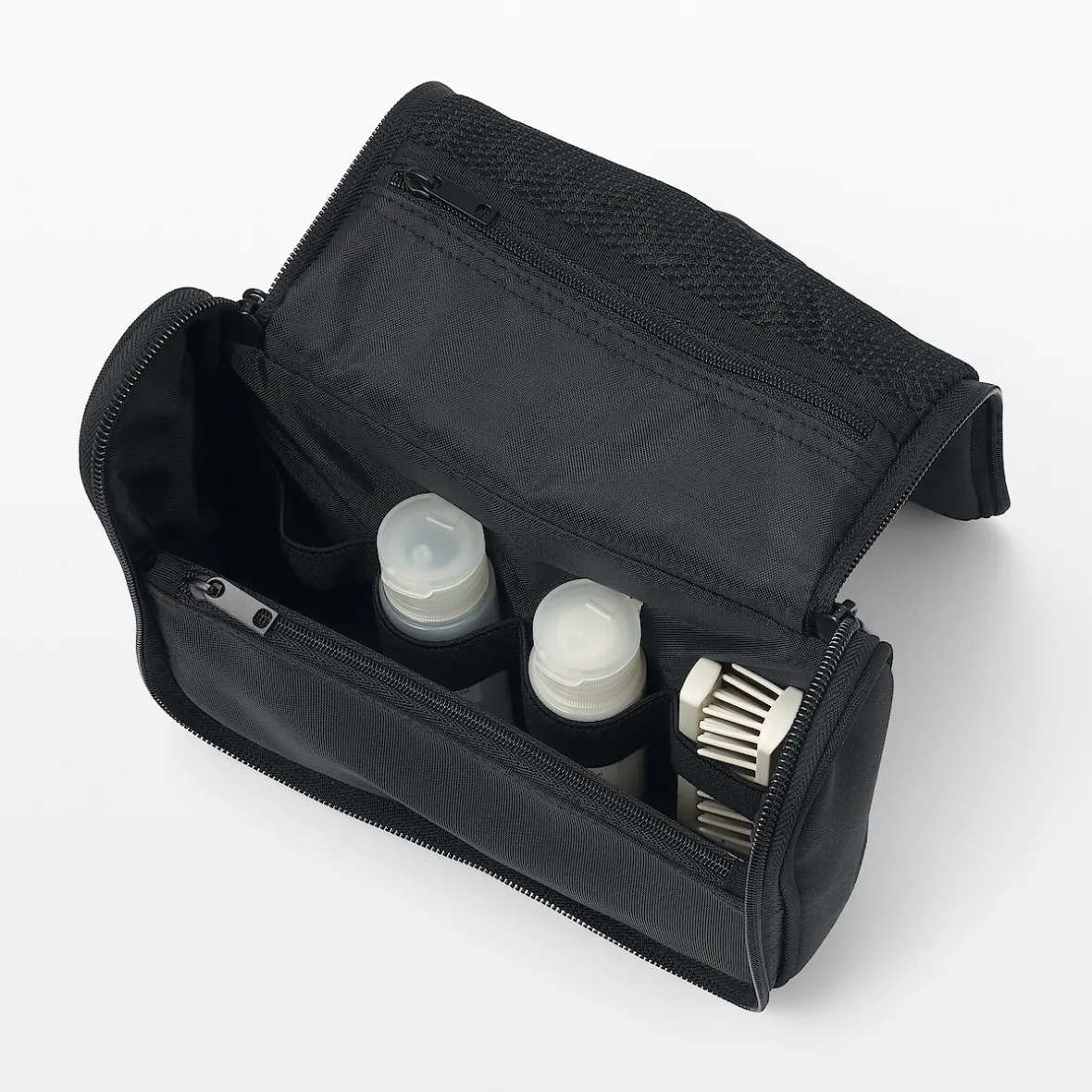 Online Muji Neceser colgante