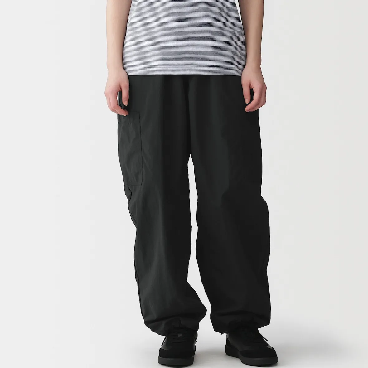 Best Muji Pantalón utilitario de ajuste cómodo y repelente al agua para mujer