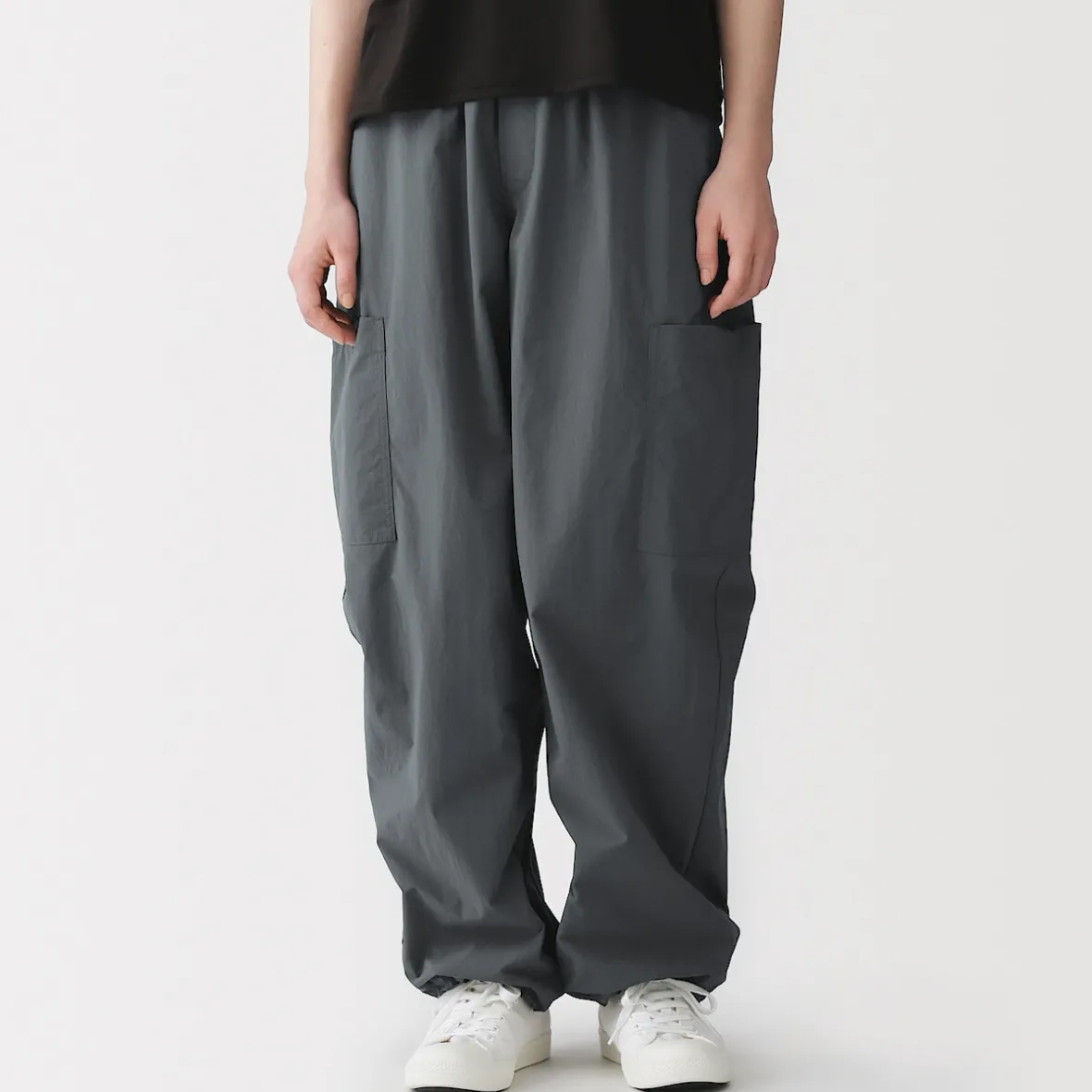 Best Muji Pantalón utilitario de ajuste cómodo y repelente al agua para mujer