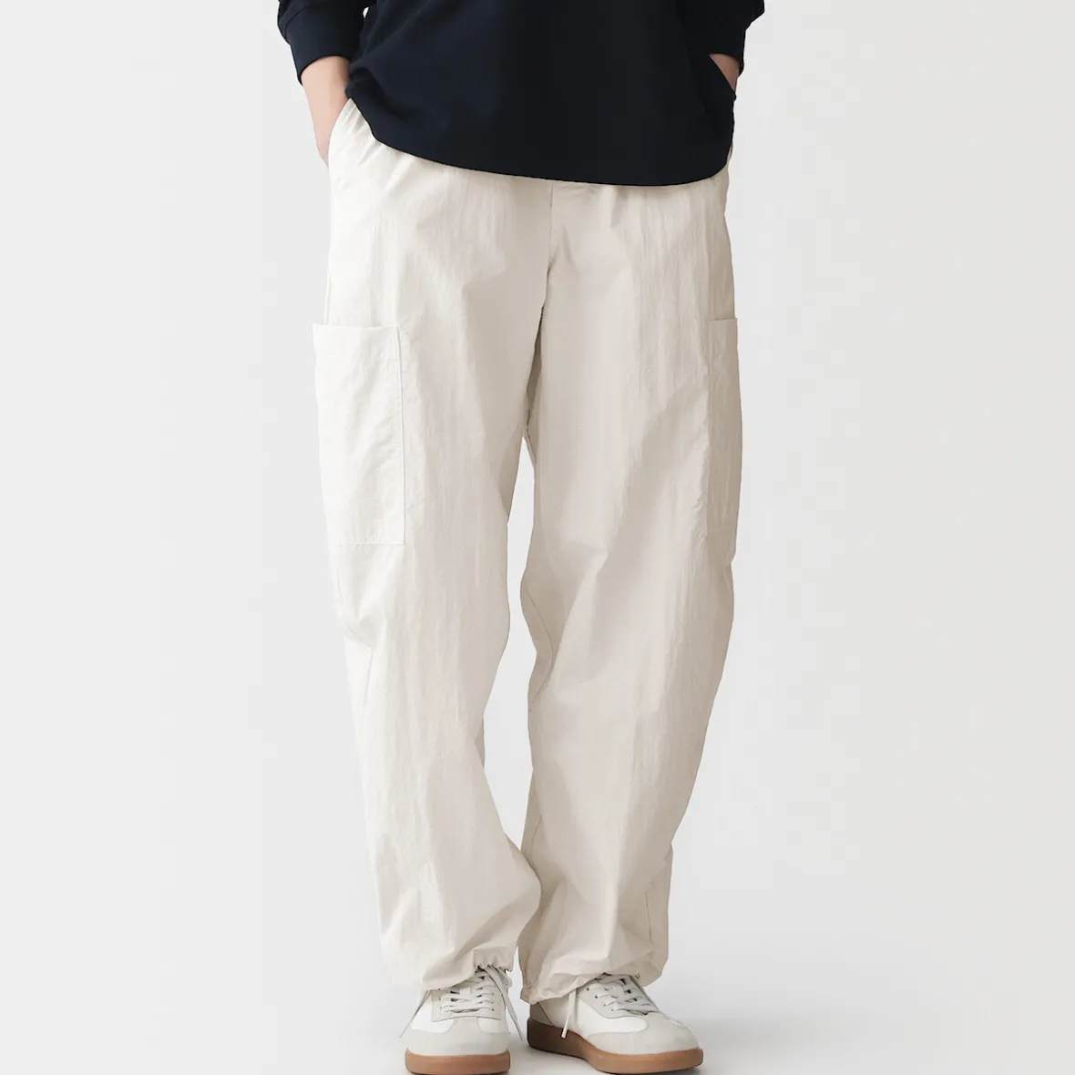 Best Muji Pantalón utilitario de ajuste cómodo y repelente al agua para mujer