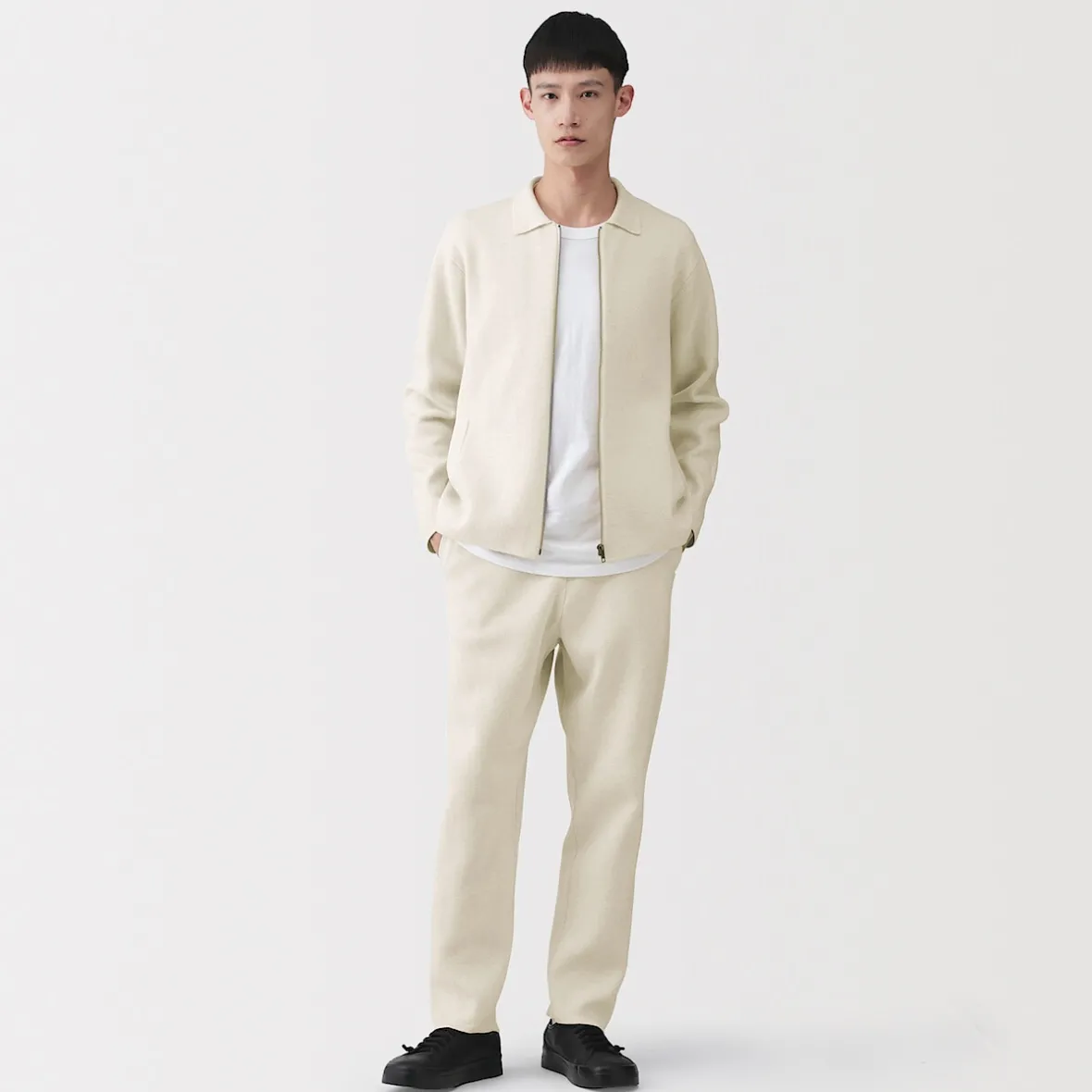 Outlet Muji Pantalones acanalado de ajuste cómodo y punto milano para hombre