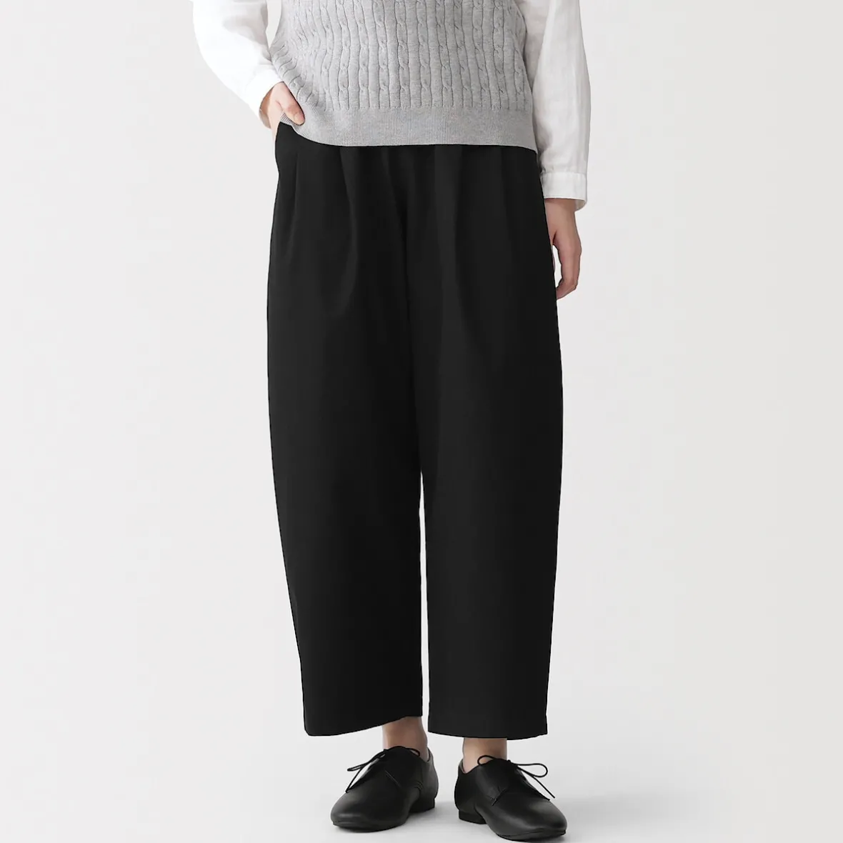 Clearance Muji Pantalones con corte tapered en sarga de algodón para mujer