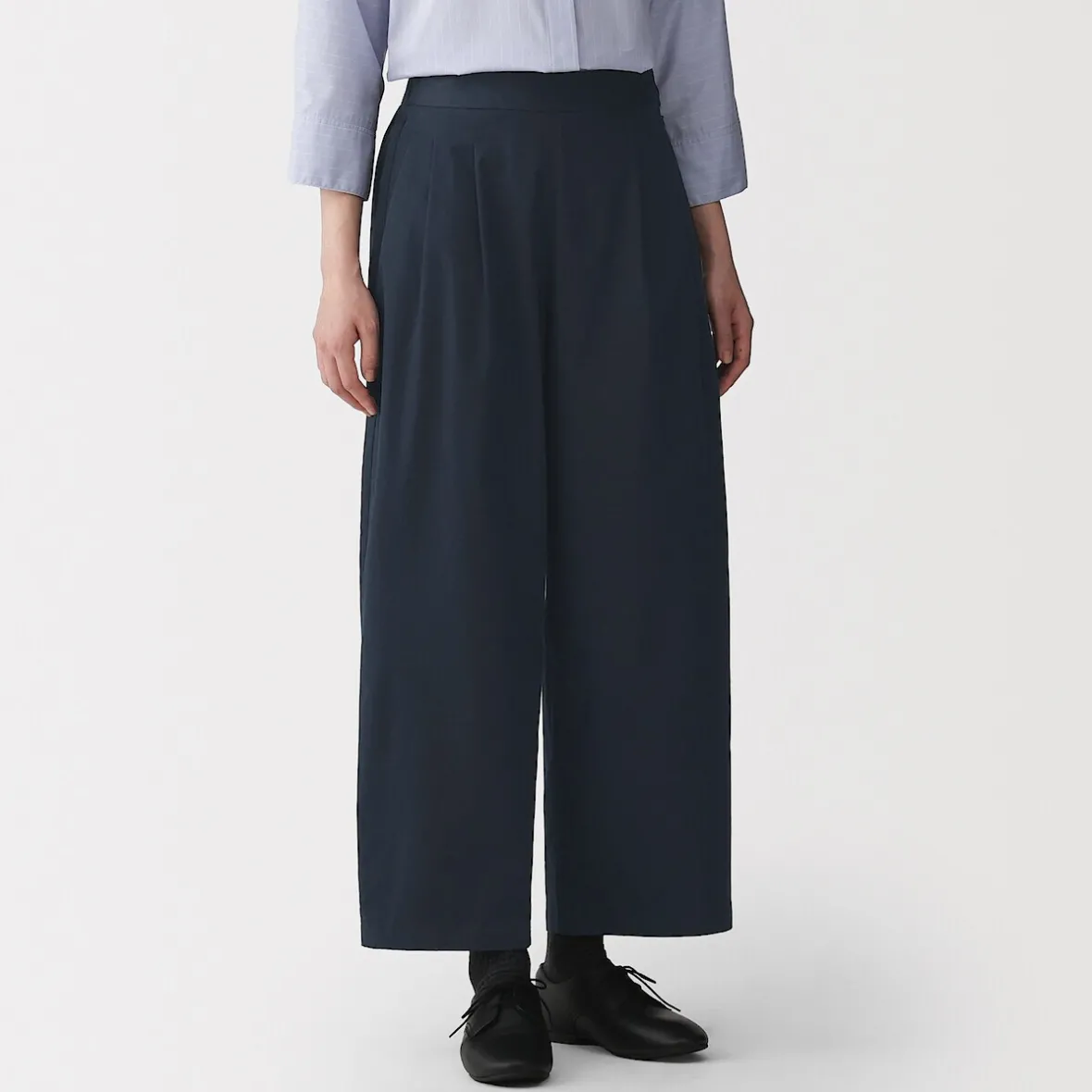 Clearance Muji Pantalones con corte tapered en sarga de algodón para mujer