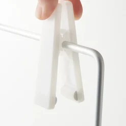 Online Muji Percha de aluminio para faldas y pantalones ‐ 6 pinzas