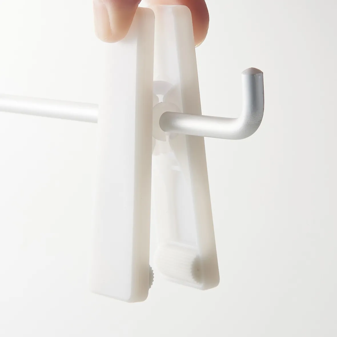 Best Muji Percha de aluminio para pantalones y faldas