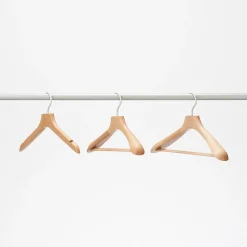 Hot Muji Percha de madera One Colour
