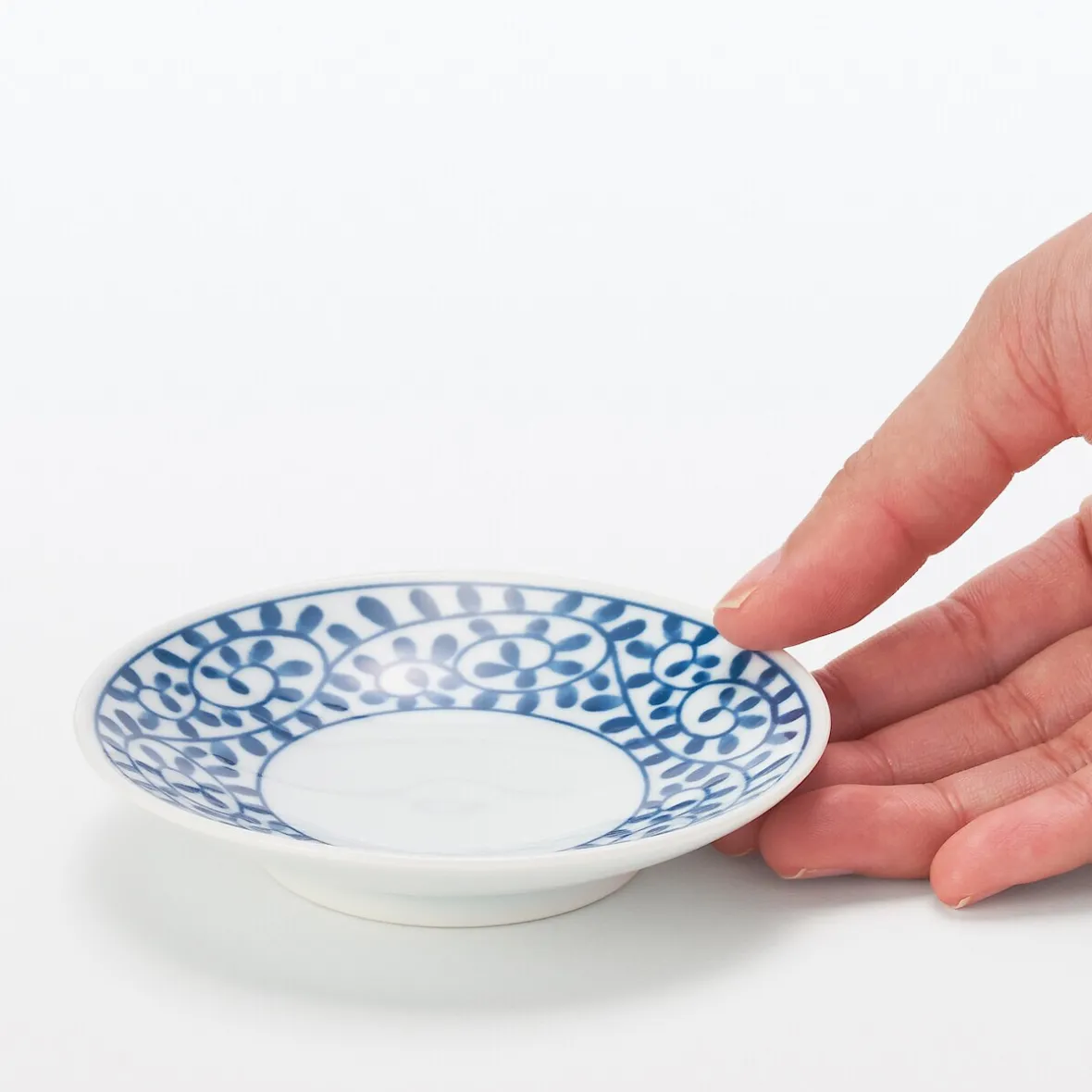 Online Muji Plato de porcelana de Hasami ‐ Patrón arabesco