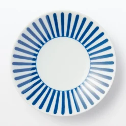 Sale Muji Plato de porcelana Hasami Ware - Patrón de rayas en abanico, Pequeño