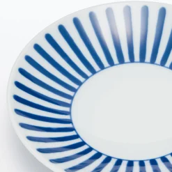 Sale Muji Plato de porcelana Hasami Ware - Patrón de rayas en abanico, Pequeño