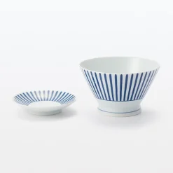 Sale Muji Plato de porcelana Hasami Ware - Patrón de rayas en abanico, Pequeño