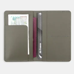 Online Muji Porta pasaportes de cuero reciclado - Caqui